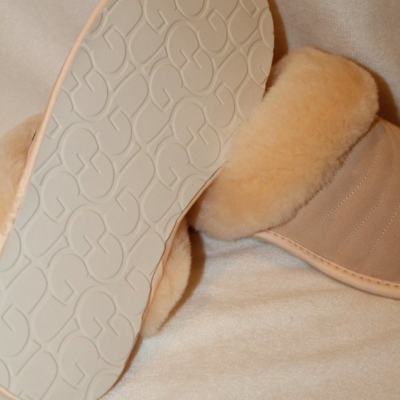 NEW UGG WOMEN'S PEACH SUEDE SHEARLING LINED SLIP ON SCUFF SLIPPERS PEACH - Picture 7 of 8